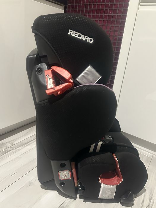 Fotelik samochodowy Recaro Young Sport 9-18 kg