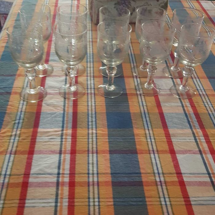 10 Copos de Vinho branco em Cristal