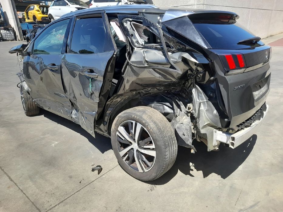 Para peças PEUGEOT 3008 II (M_)