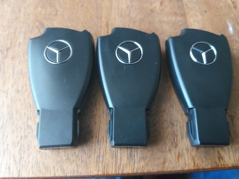 Корпус облуда ключ мерседес 2 і 3  кнопки a c e s Vito