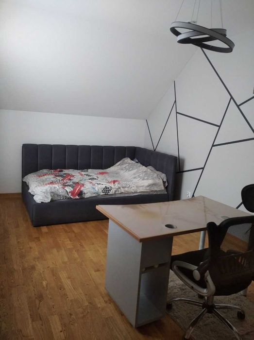 Приватний будинок