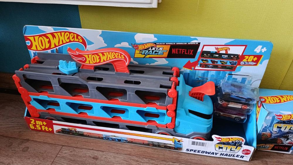 Треки  Hot Wheels,машинки, трасса,