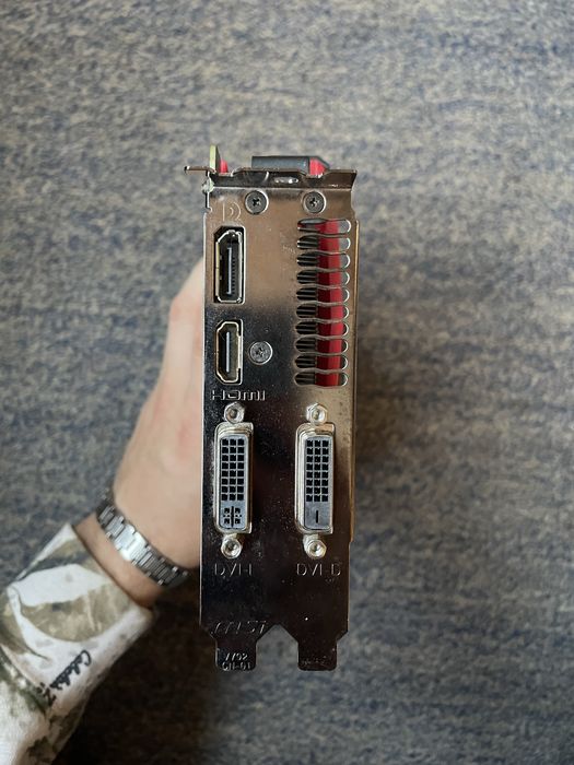 MSI GeForce GTX 970 Gaming 4GB — коробка, повний комплект