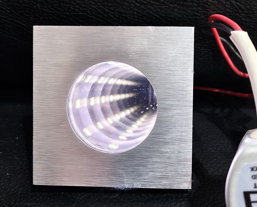 Halogen, lampka, oprawka LED super efekt głębi