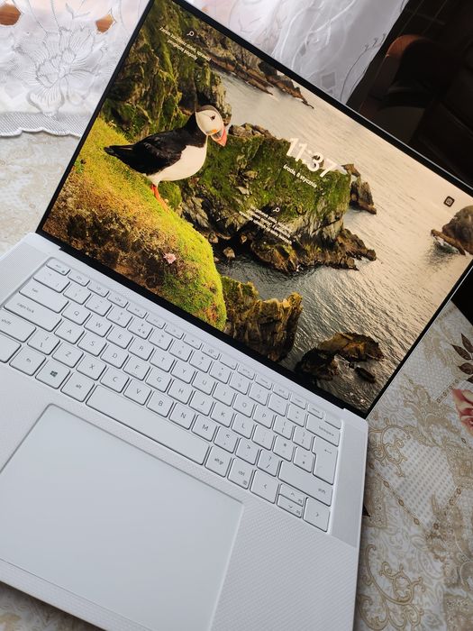 Dell xps 15 9510 Artctic White!!