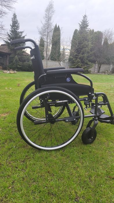 Wózek inwalidzki Vermeiren D200
