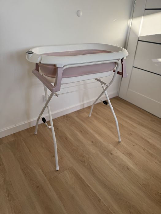 Skladana wanienka ze stelażem