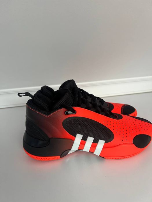 Кроссовки  Adidas D.O.N. Issue 5 Shoes Orange/Black IE8326