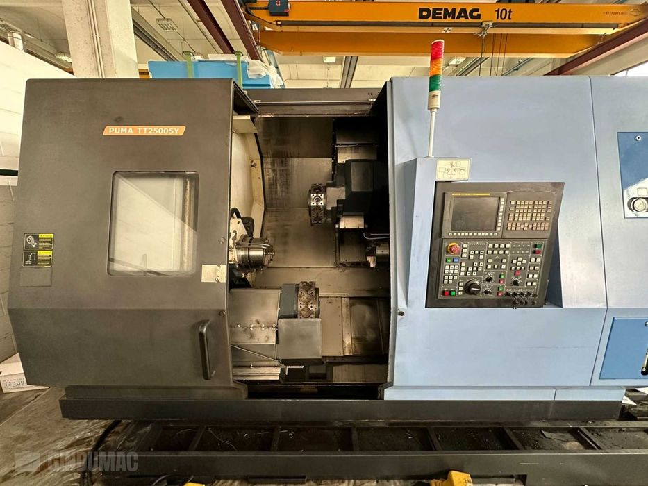 Tokarka CNC Doosan Puma TT2500SY