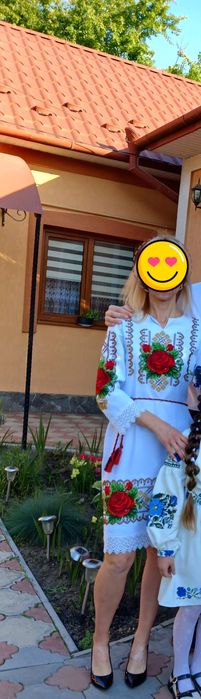 Плаття вишите бісером чешським