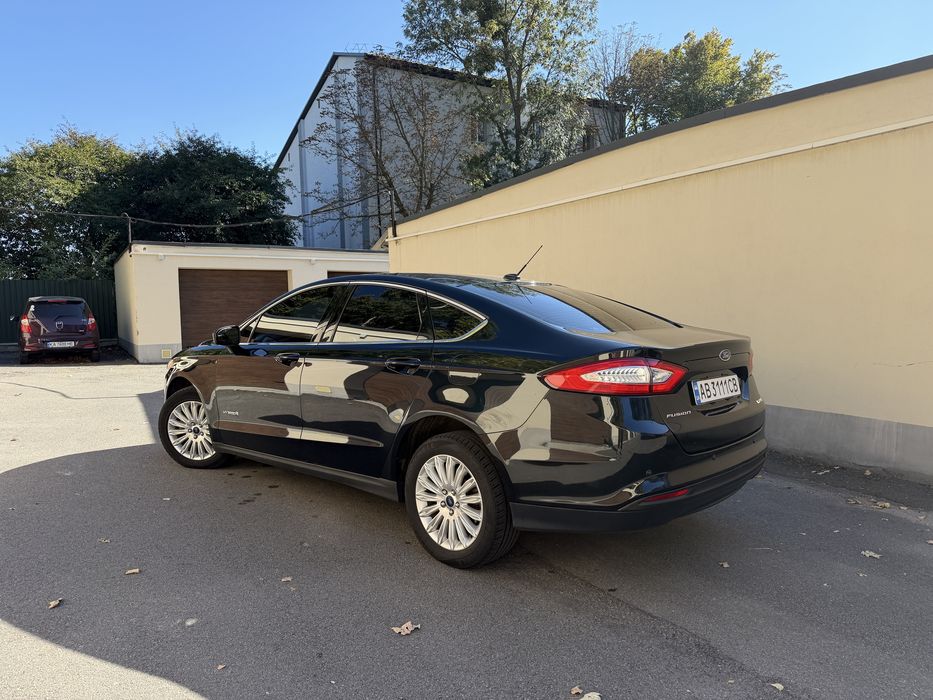 Ford Fusion 2013 рік гібрид/hybrid