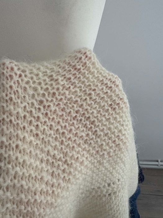 Sweter rozpinany bez guzikow
