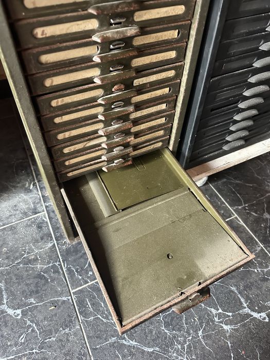 Arquivador antigo marca Seeldex em ferro