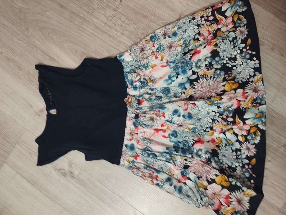 Продам детское платье