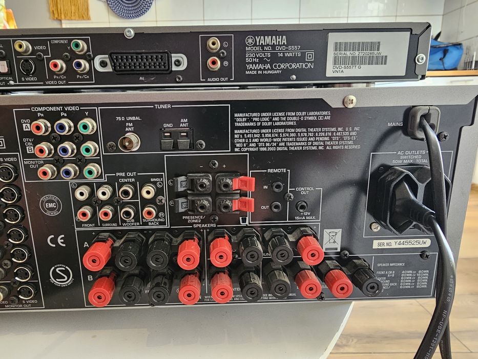 Ampliner Yamaha RX V657 i DVD S557