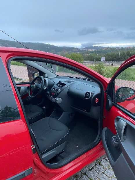 Citroen C1 diesel 2009 4 lugares apenas com 81.141 Km