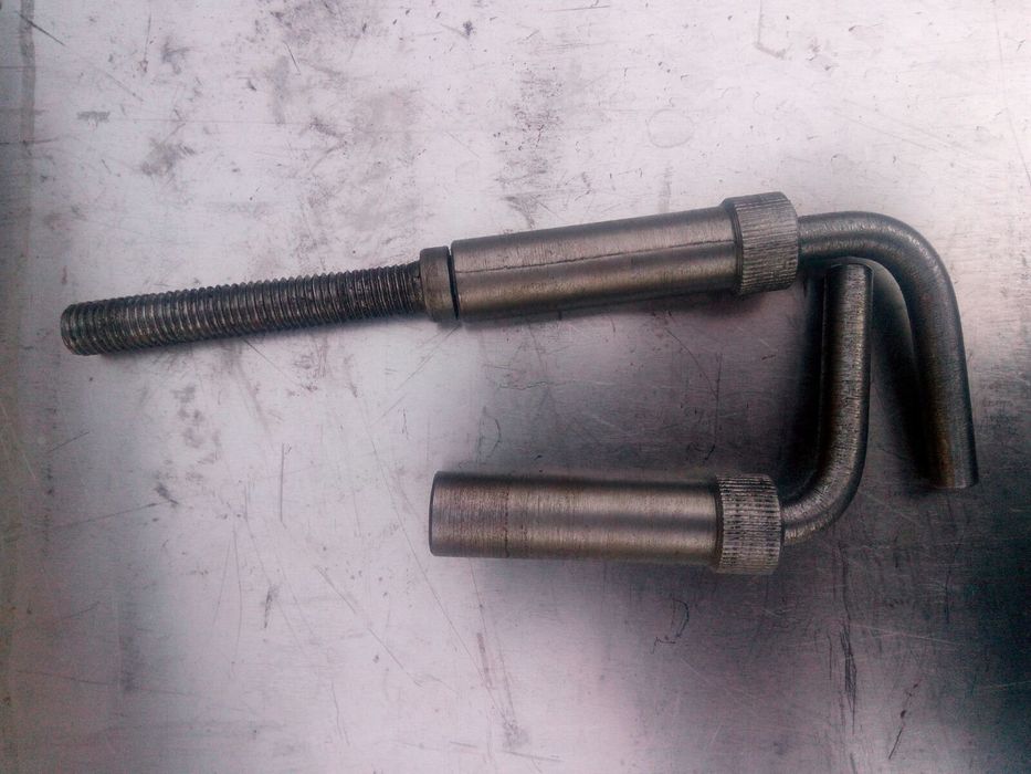 Винтовые ключи разных размеров