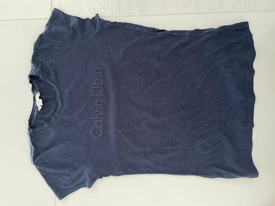 T-shirt Calvin Klein rozmiar S idealna