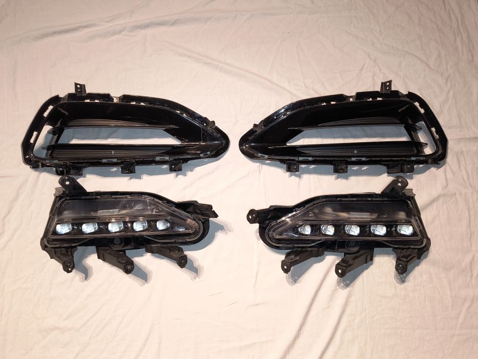 Halogeny I40 zestaw DRL LED lift 92202-3Z5, 92201-3Z5 + maskownice