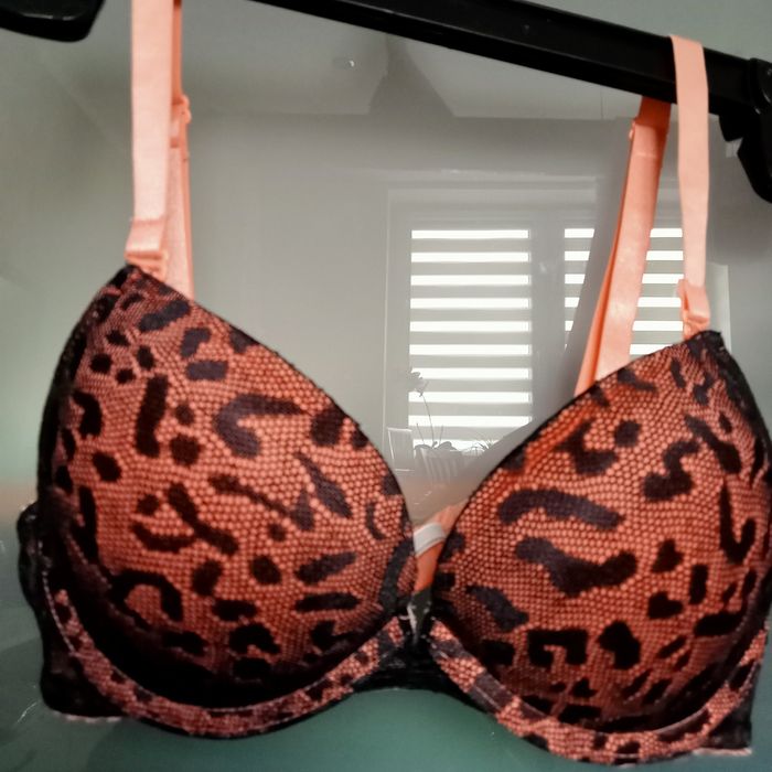 Biustonosz push up Esotiq 65B