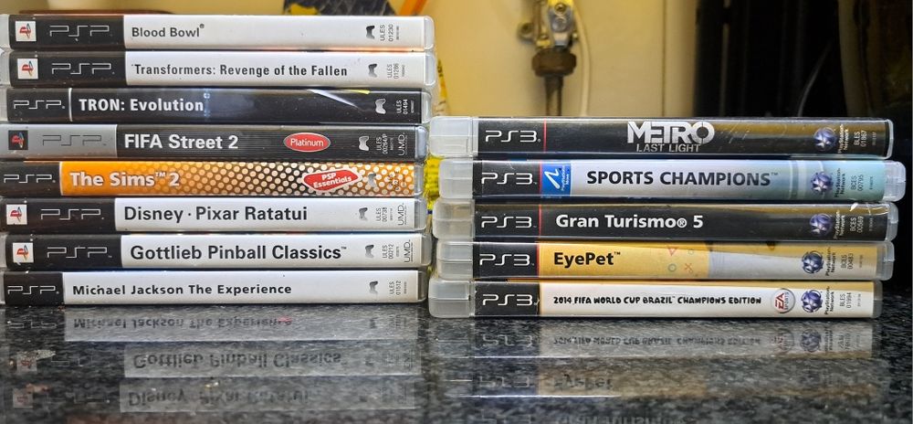 Jogos como novos PS4 e jogos PSP .