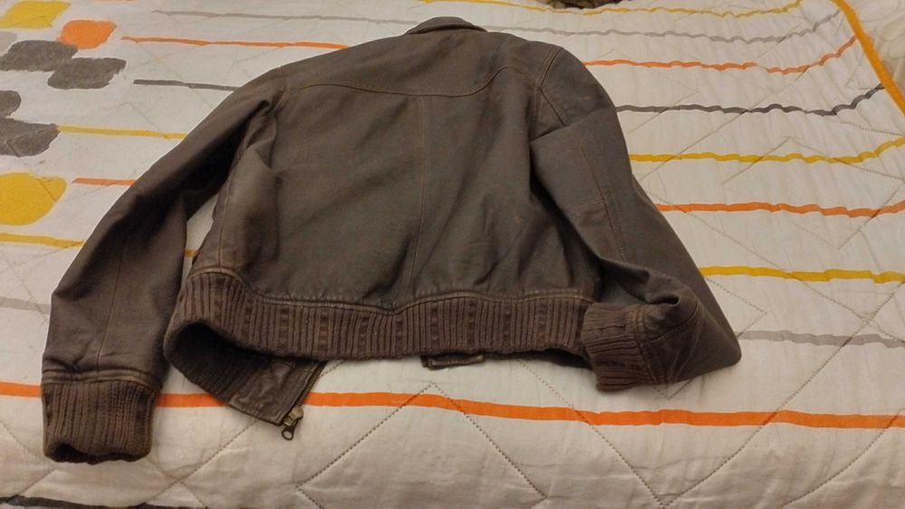 Casaco em pele genuína