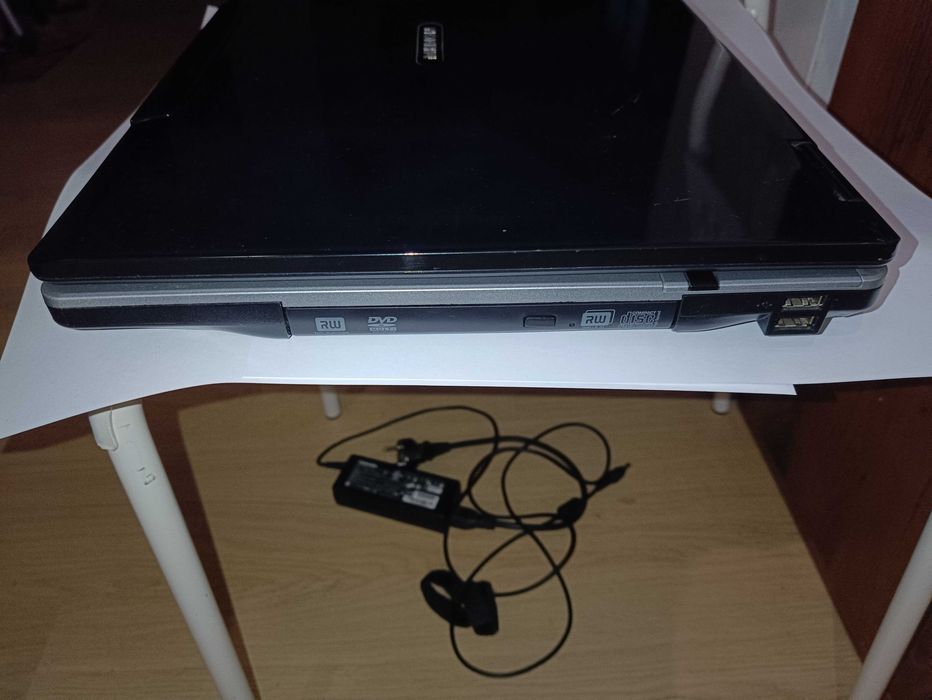 Laptop Medion MIM2300 MD96420