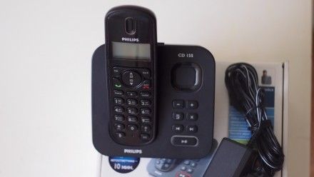 Радиотелефон Fhilips CD 155 c автоответчиком