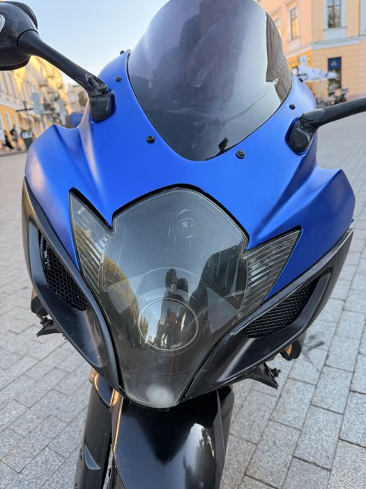 Suzuki GSX-R600 k6