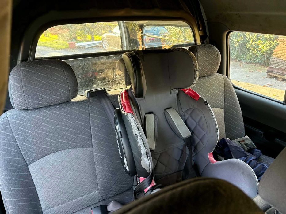 Hyundai H1 Starex 2008 – 6 Lugares – Mista – 195.000 km