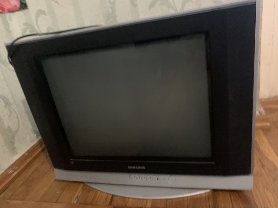 Телевизор самсунг