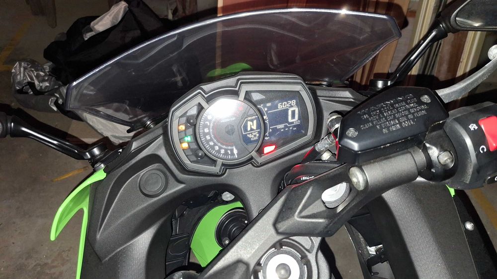 Kawazaki Ninja krt 650