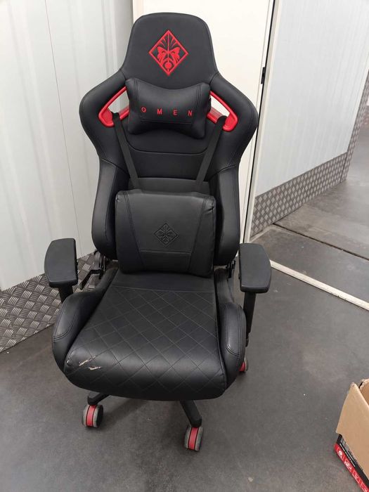VENDA URGENTE – Cadeira Gaming OMEN | 150€ + Oferta de Headset