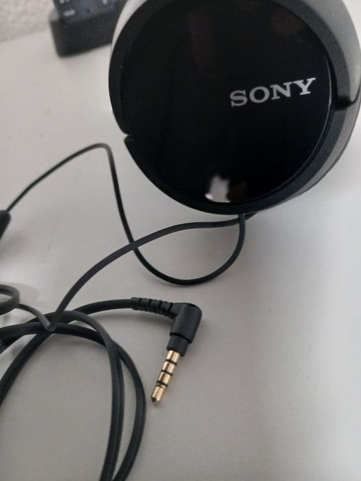 Auriculares com fio 2 mochilas