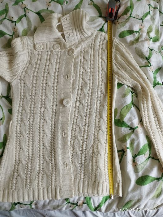 Sweter kardigan z kołnierzem