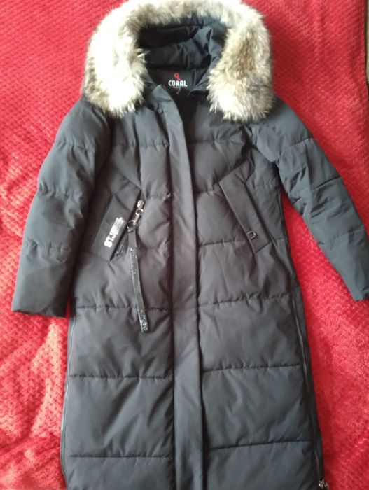 Пальто, пуховик, довге, в гарному стані