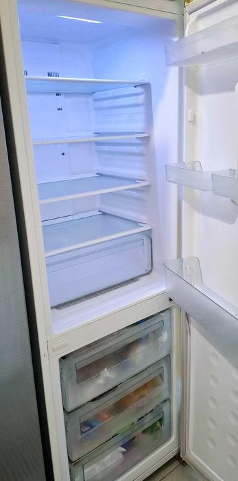 VENDO Frigorífico Samsung a funcionar  perfeitamente 1.77m