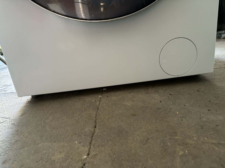 Pralka hisense prawie nowa 10,5 kg