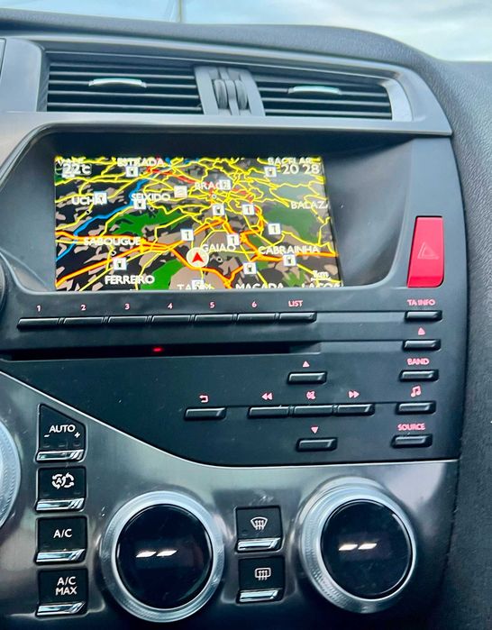 Citroën DS5 2.0 HDi Hybrid4 Sport Chic 200cv | Versão Topo de Gama