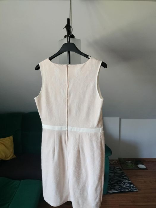 Sukienka rozmiar 42. Doroty Perkins