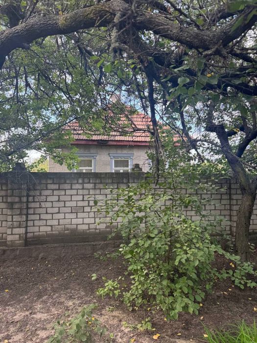 *Продаж будинку в Крюкові