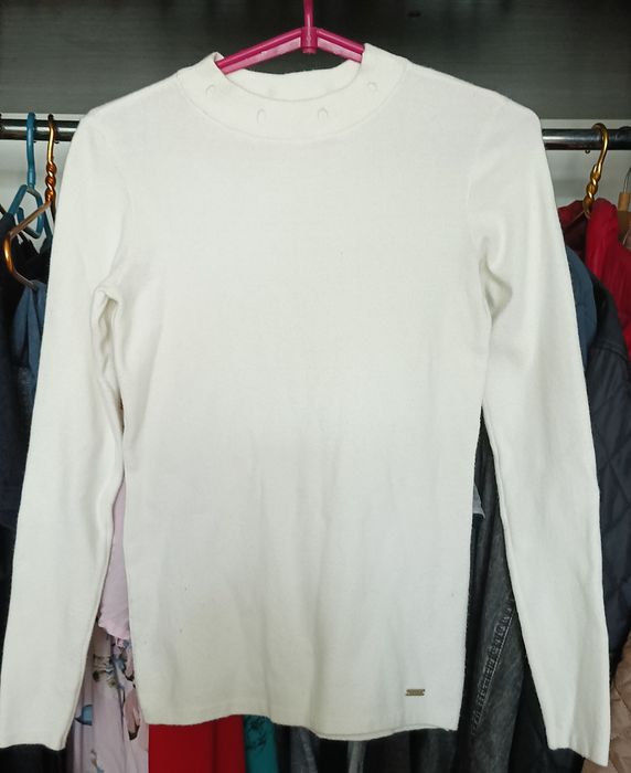 Продам світер MOHITO