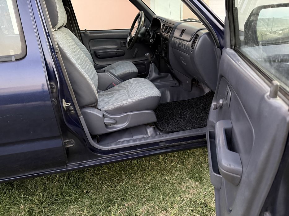Toyota Hilix 5 lugares