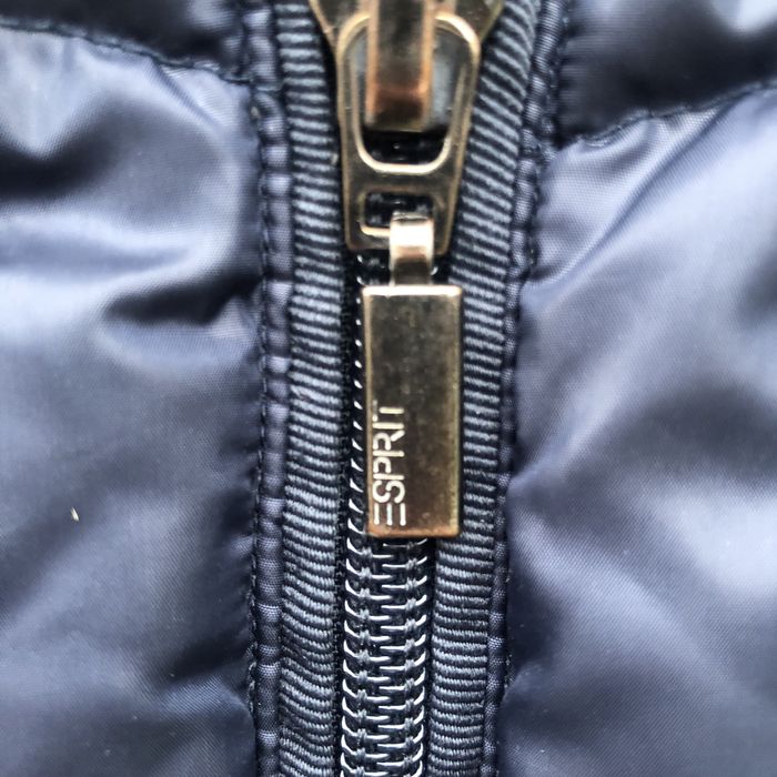 Жіноча куртка ESPRIT зимова