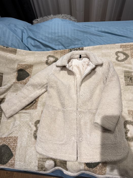 Тепленька демісезонна шубка H&M