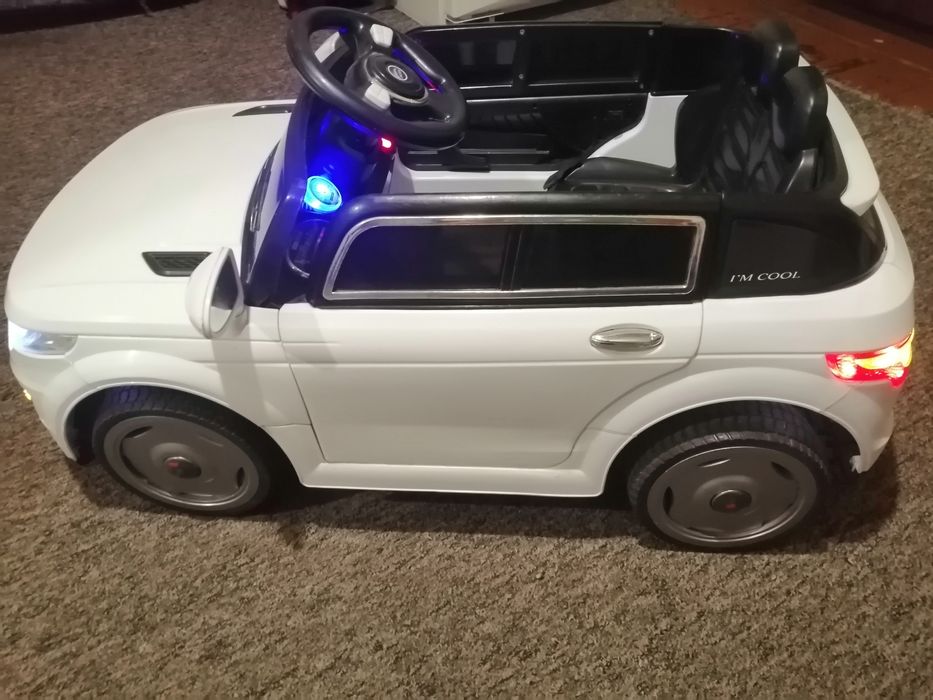 Детская машина на радиоуправлении