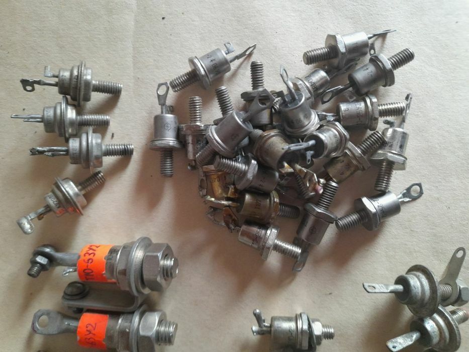 Тиристоры,симисторы ,диоды