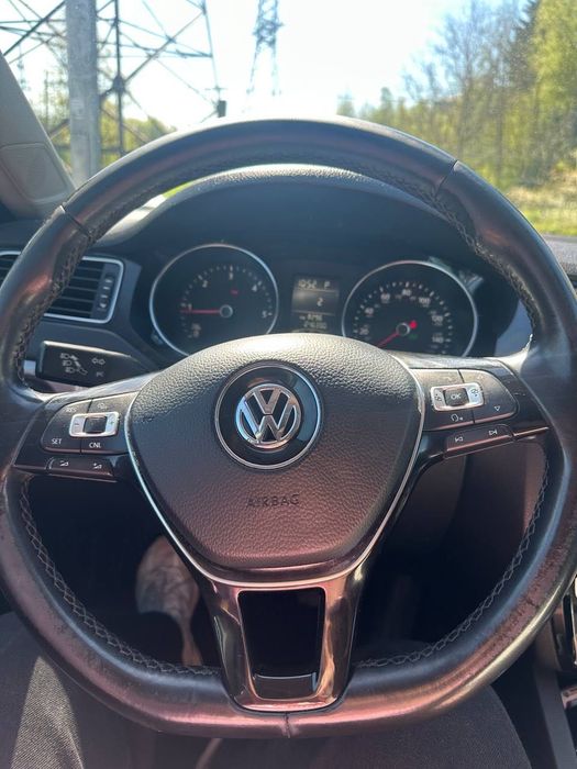 Продам jetta6 2015 рік 2.0 дизель