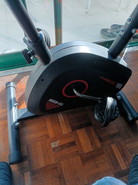 bicicleta estática GEEMAX