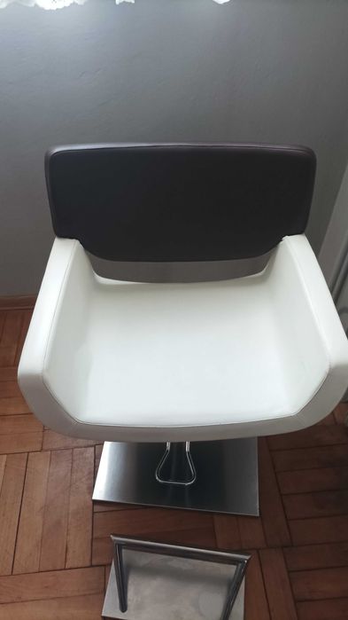 Fotel fryzjerski quardo + podnóżek